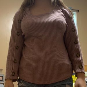 signature Studios Size small purple sweater shirt